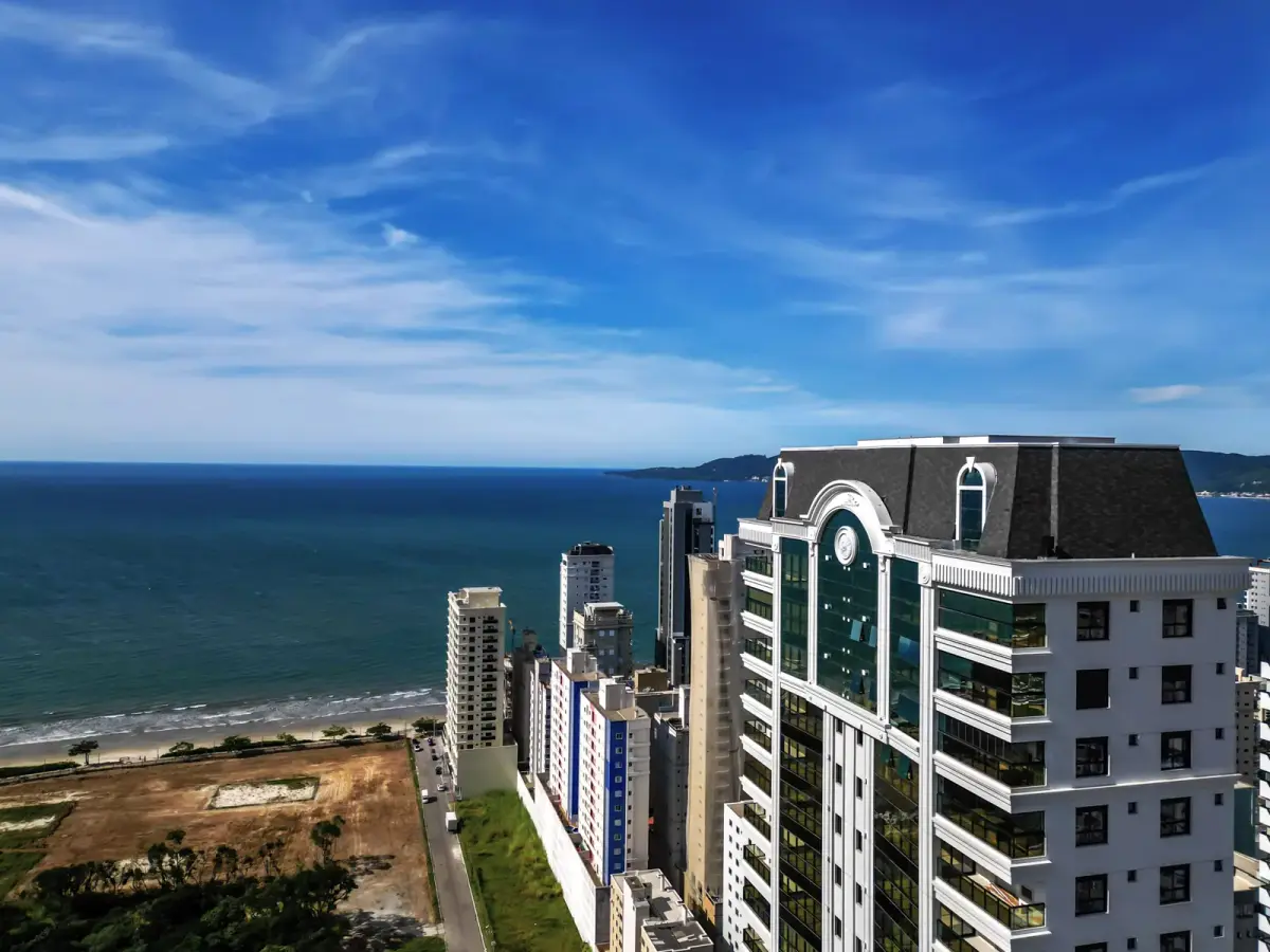 PARAMOUNT TOWER, Meia Praia, Itapema